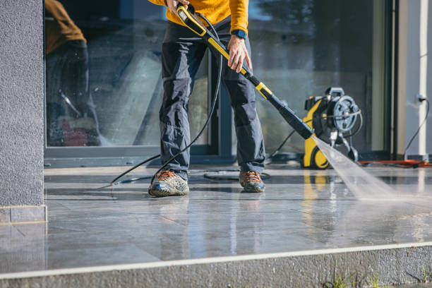 Best Deck Pressure Washing  in Marysville, MI